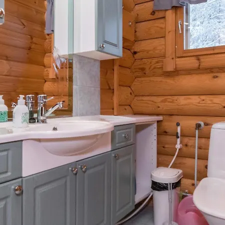 度假居 Karhunpesae B By Interhome Kotila